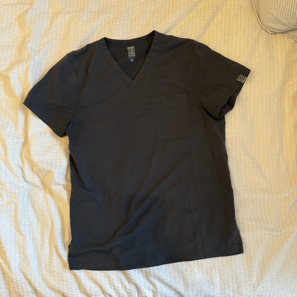 Roth Men’s One Pocket Scrub Top- Grey